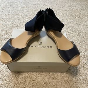 Bandolino Sandals, size 8 , new , dark blue color